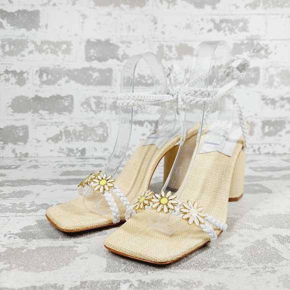 NEW Schutz Hina White Cream Flowers Square Toe Block Heel Strappy Sandals W829 - Picture 2 of 12